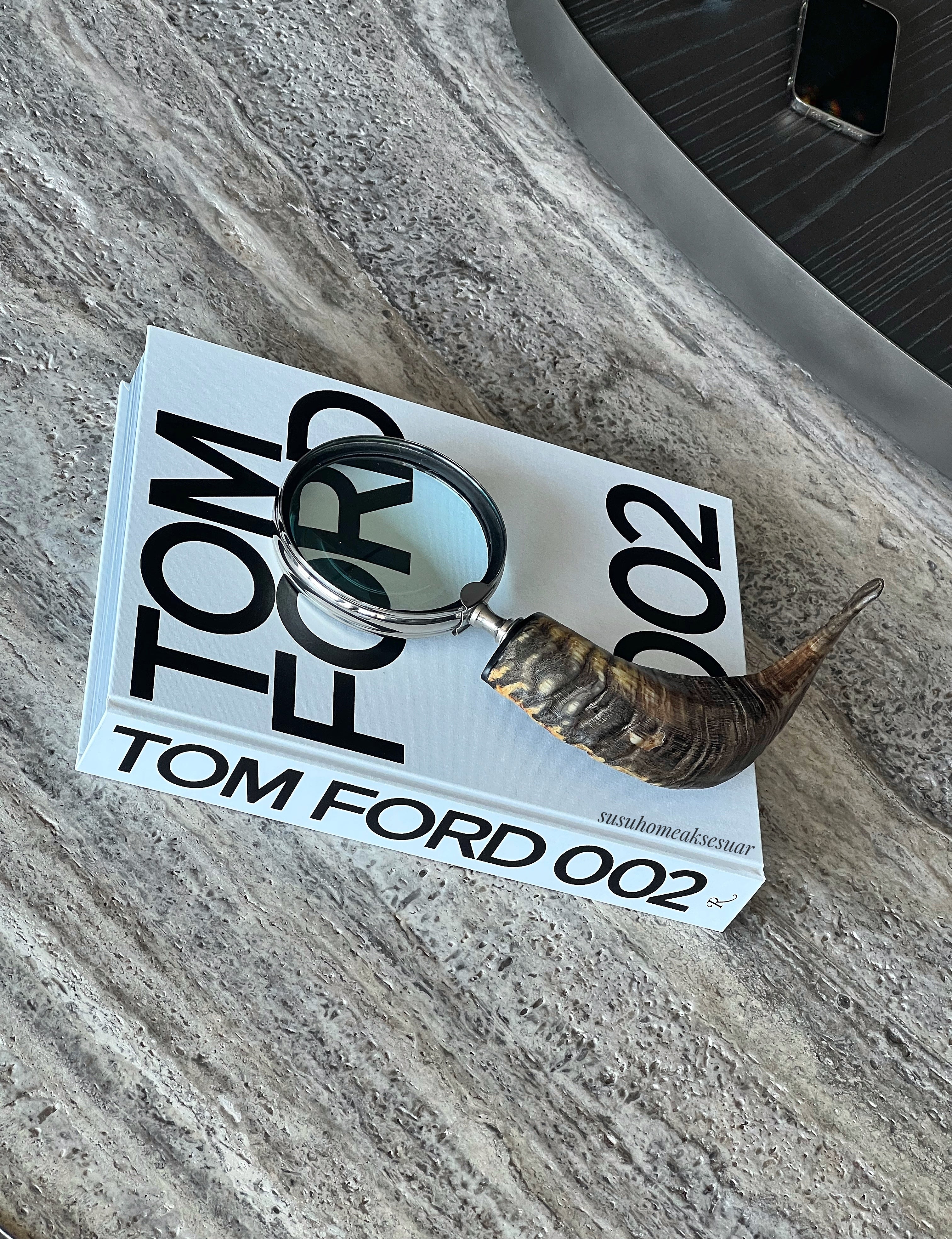 Tom Ford 002 Book (Kitap)